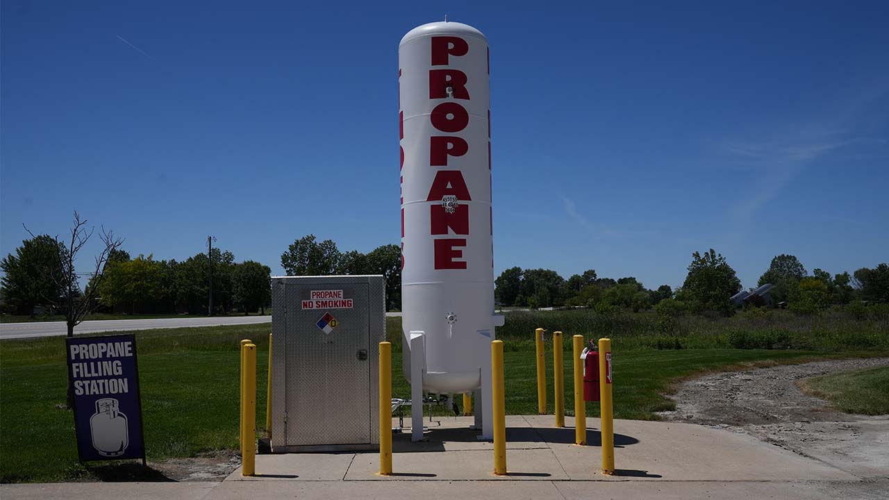 start up service maintain and troubleshoot propane dispensers(web)